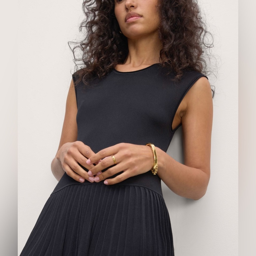 Everlane The Knit Pleated Dress, Size L - Picture 3 of 14